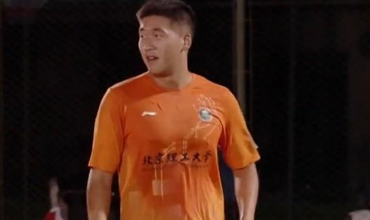 博鱼电竞官方网站-两射一传，北理工后卫程烨垚当选中乙第23轮最佳球员
